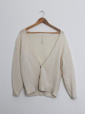 The Group Luxe Cashmere Cardigan | Aritzia | 2XS | Espace
